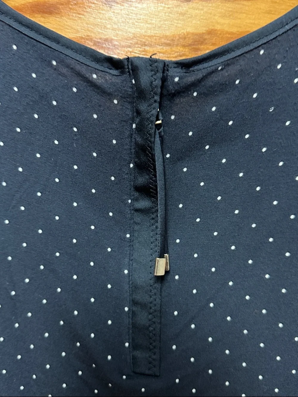 Ann Taylor Navy Blue Short Sleeve Tee with white polka dots. Minor pilling - Picture 7 of 9